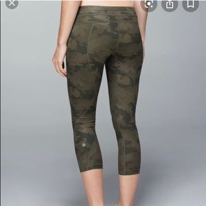 Lululemon camo crops